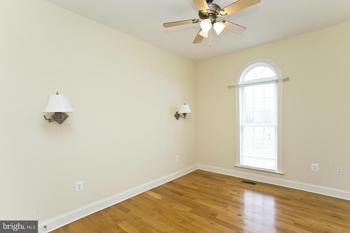 4396 Apple Pie Ridge Road Winchester, VA 22603 - Photo 25 of 30 Guest Wing Main Level Bedroom