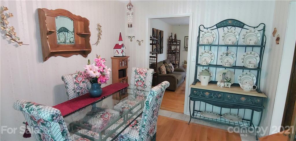 208 Ball Gap Road Arden, NC 28704 - Photo 10 of 37 Gallery Image 10