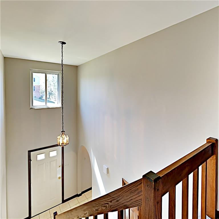 218 Ridgeview Drive Wexford, PA 15090 - Photo 3 of 25 Two story entry
