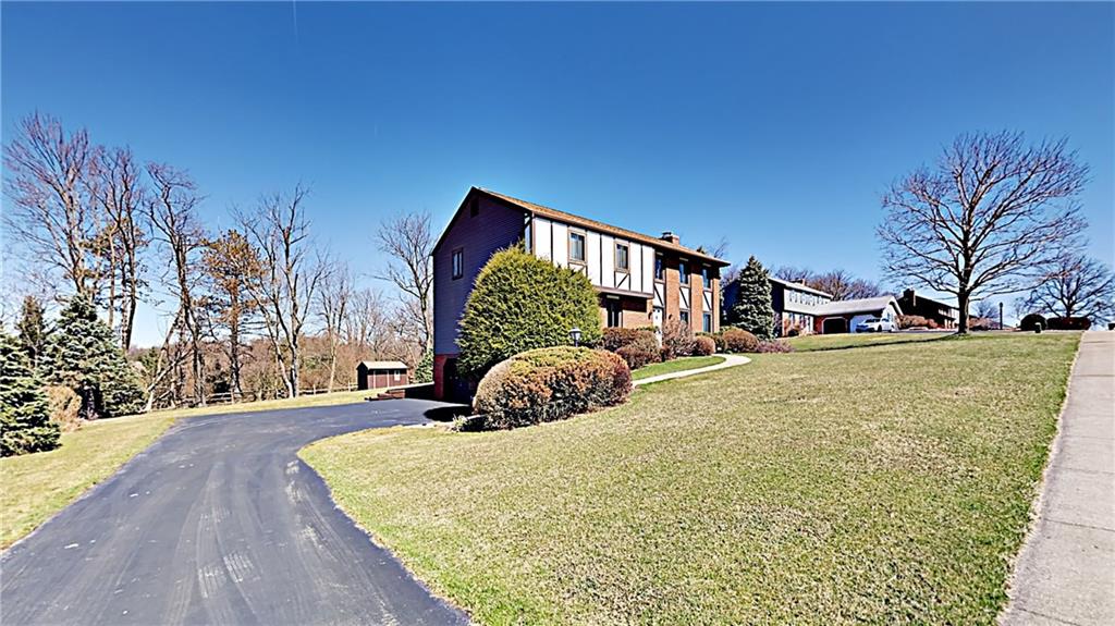 218 Ridgeview Drive Wexford, PA 15090 - Photo 24 of 25 Level drivewy