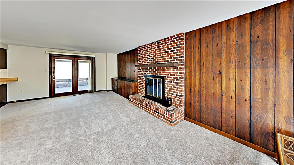218 Ridgeview Drive Wexford, PA 15090 - Photo 4 of 25 Spacious family room offers access to covered rear porch.