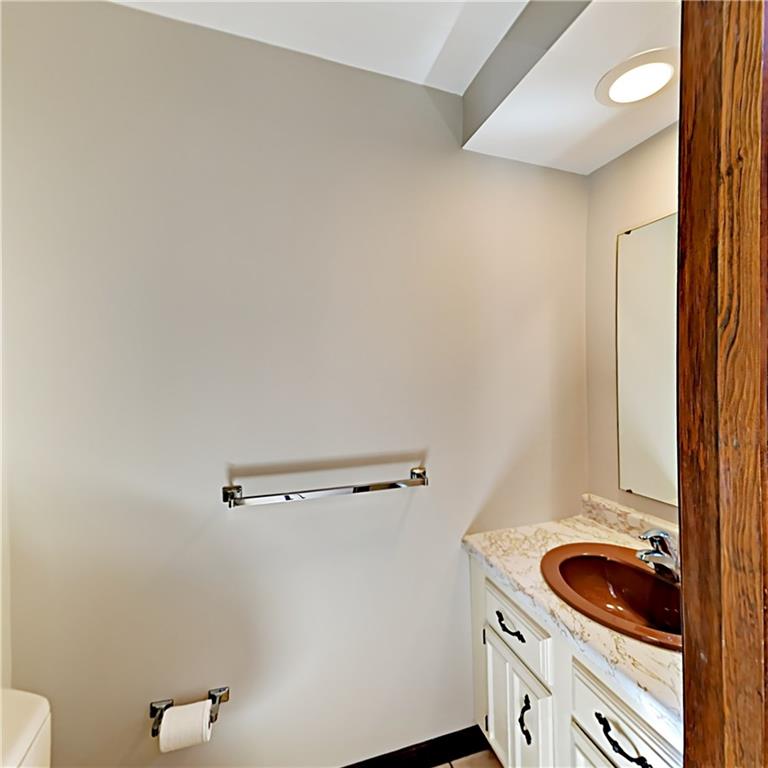 218 Ridgeview Drive Wexford, PA 15090 - Photo 10 of 25 Powder room