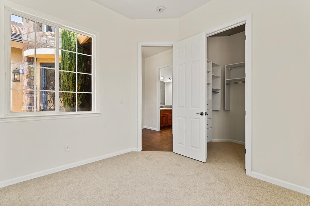 3146 Castle Rock Loop Discovery Bay, CA 94505 - Photo 33 of 49 an empty room with windows and closet