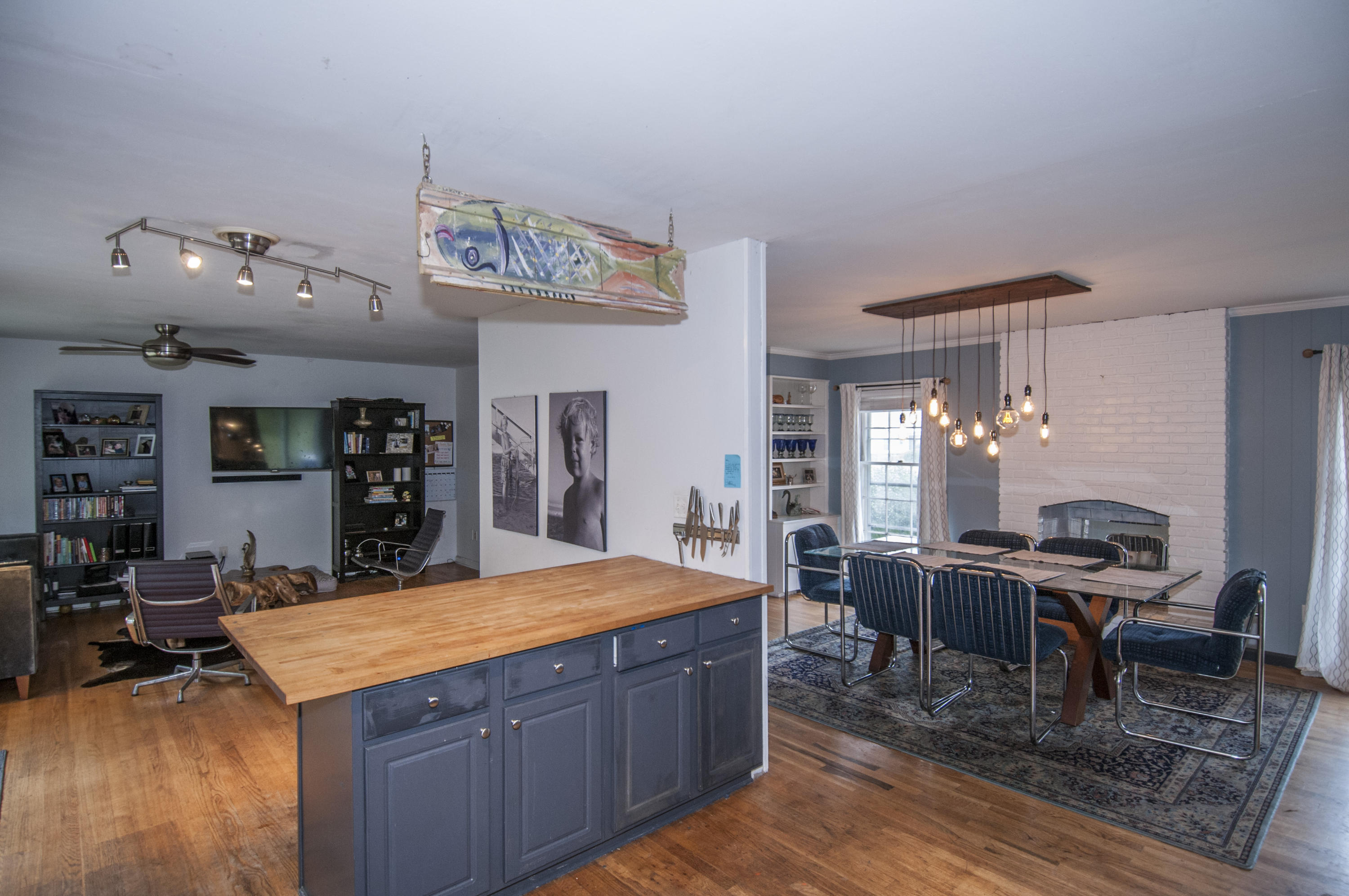 1014 Foxcroft Road Charleston, SC 29412 - Photo 8 of 17 main room