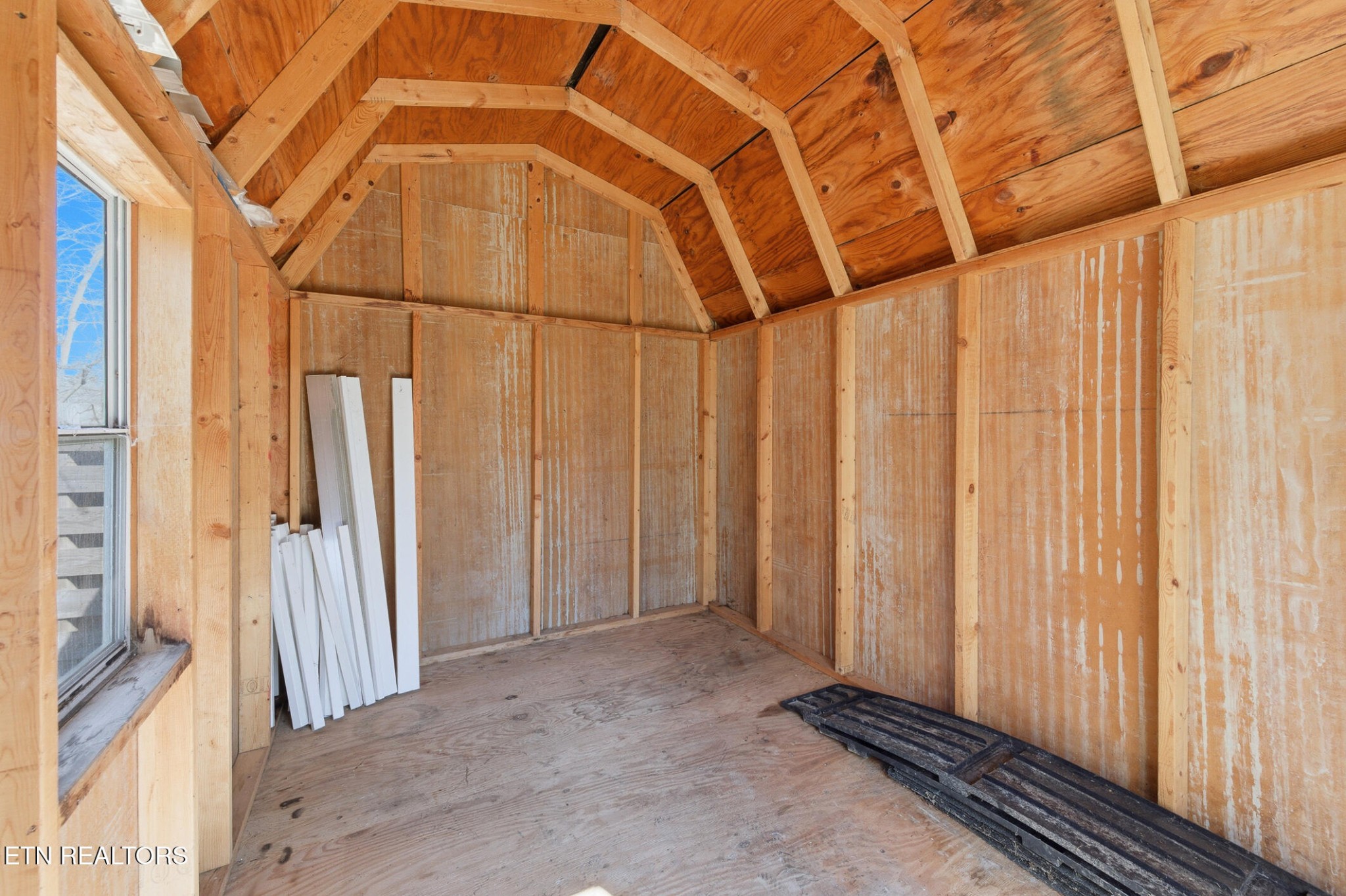 127 Pheasant Road Clinton, TN 37716 - Photo 45 of 54 Gallery Image 45