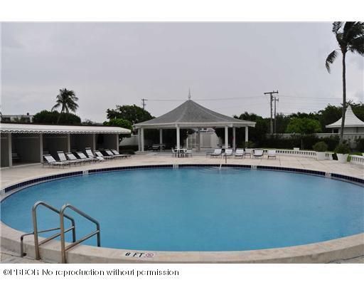 2165 Ibis Isle Road, Unit 15 Palm Beach, FL 33480 - Photo 12 of 14 a house with river in front of it