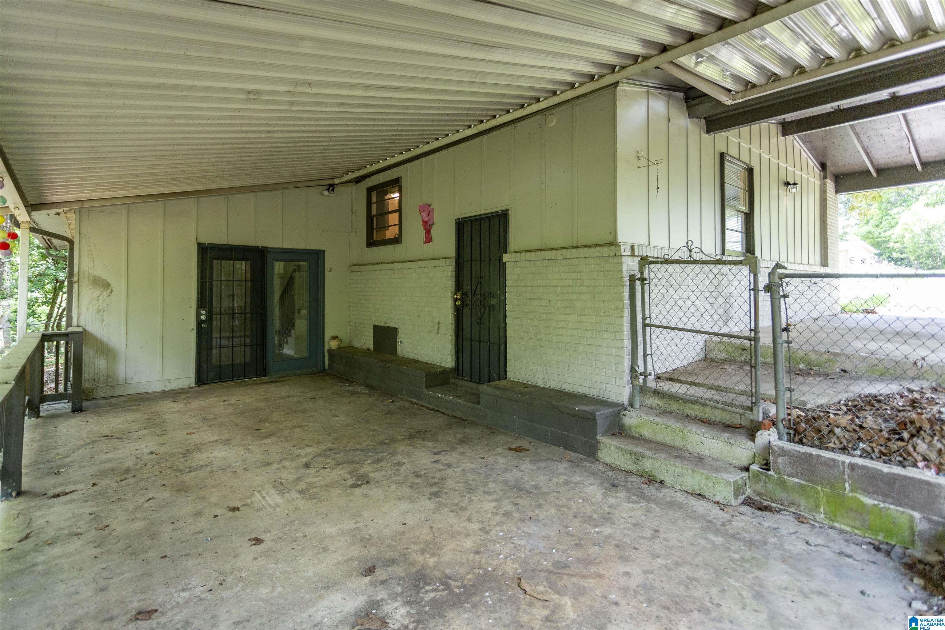 408 13th Terrace Northwest Birmingham, AL 35215 - Photo 5 of 36