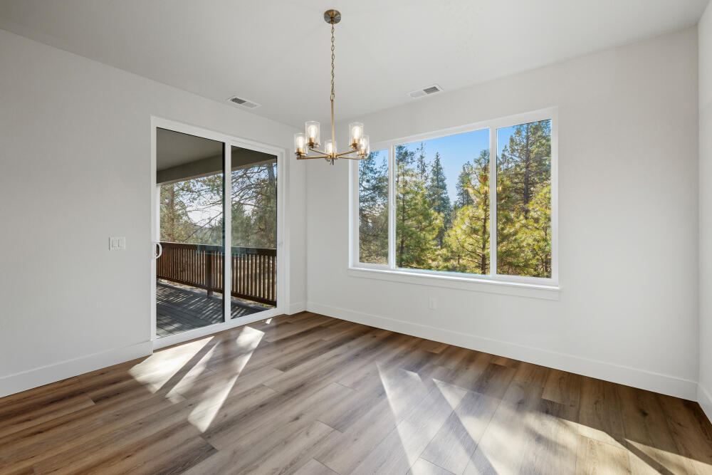 1092 Timber Ridge Loop Klamath Falls, OR 97601 - Photo 56 of 79