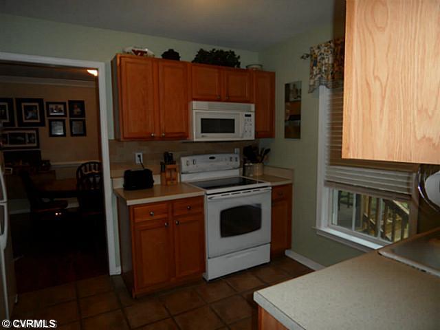 3776 Cabin Road Gum Spring, VA 23065 - Photo 9 of 24