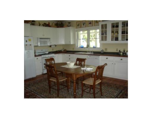 68 Decker Reef Road East Boothbay, ME 04544 - Photo 6 of 24 Kitchen.