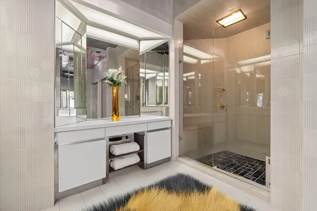 $1,425,000 | 5104 White Oak Lane, Tamarac, FL 33319