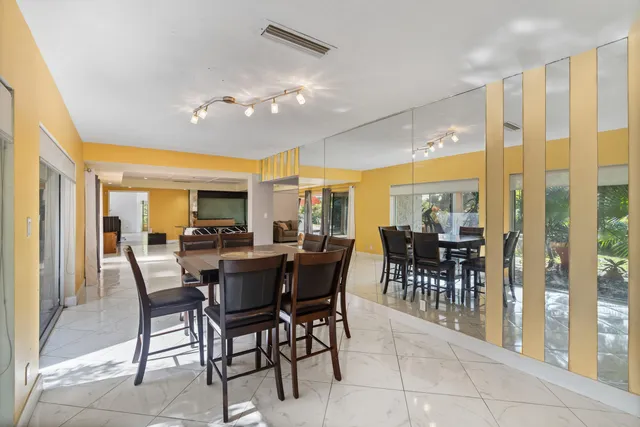 $1,425,000 | 5104 White Oak Lane, Tamarac, FL 33319