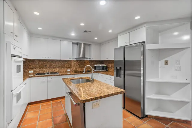 $1,425,000 | 5104 White Oak Lane, Tamarac, FL 33319