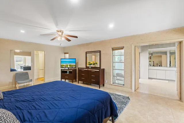 $1,425,000 | 5104 White Oak Lane, Tamarac, FL 33319