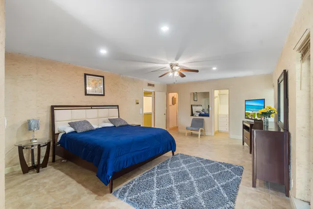 $1,425,000 | 5104 White Oak Lane, Tamarac, FL 33319