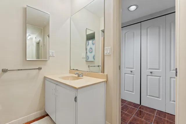 $1,425,000 | 5104 White Oak Lane, Tamarac, FL 33319