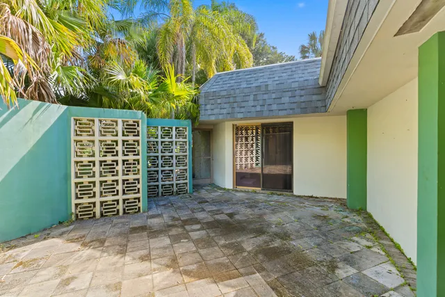 $1,425,000 | 5104 White Oak Lane, Tamarac, FL 33319