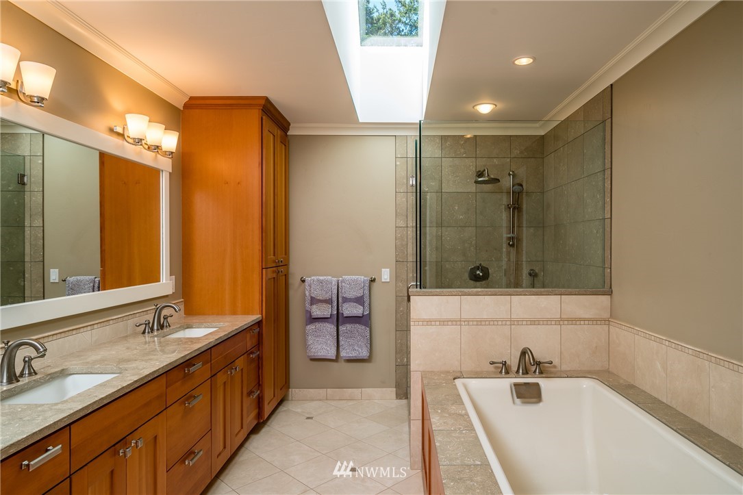 392 Channel Road Lopez Island, WA 98261 - Photo 9 of 20