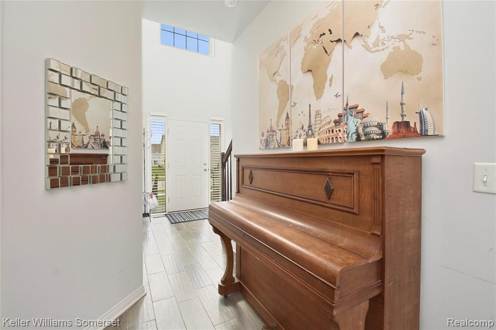 3240 Fantail Drive Rochester Hills, MI 48309 - Photo 7 of 47