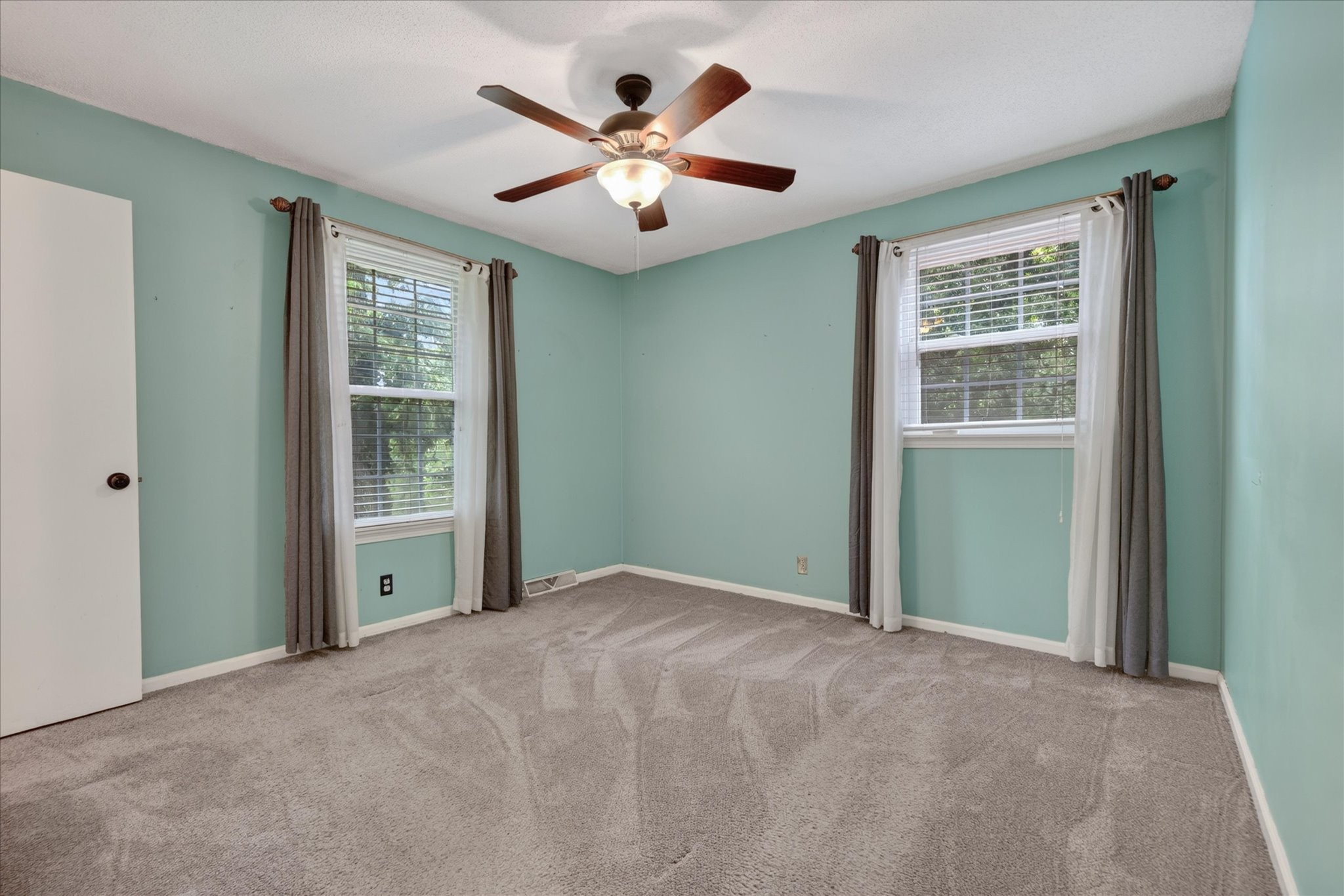 700 Dean Road Clarksville, TN 37040 - Photo 11 of 18