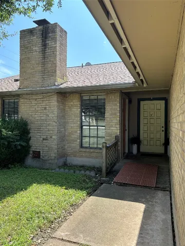 $1,599 | 11905 Oak Knoll Drive, Unit A, Austin, TX 78759