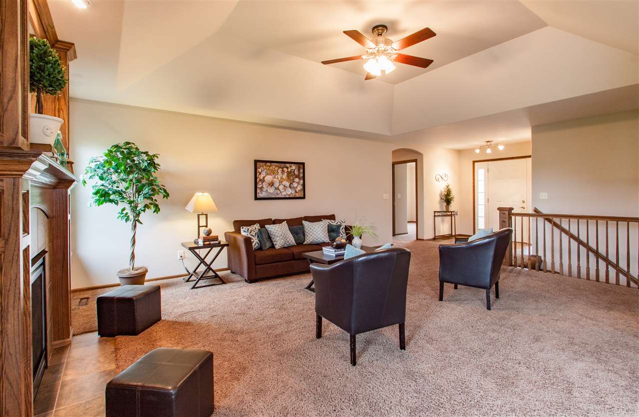 3141 Whispering Ridge Lane Riverside, IA 52327 - Photo 5 of 46 Gallery Image 5