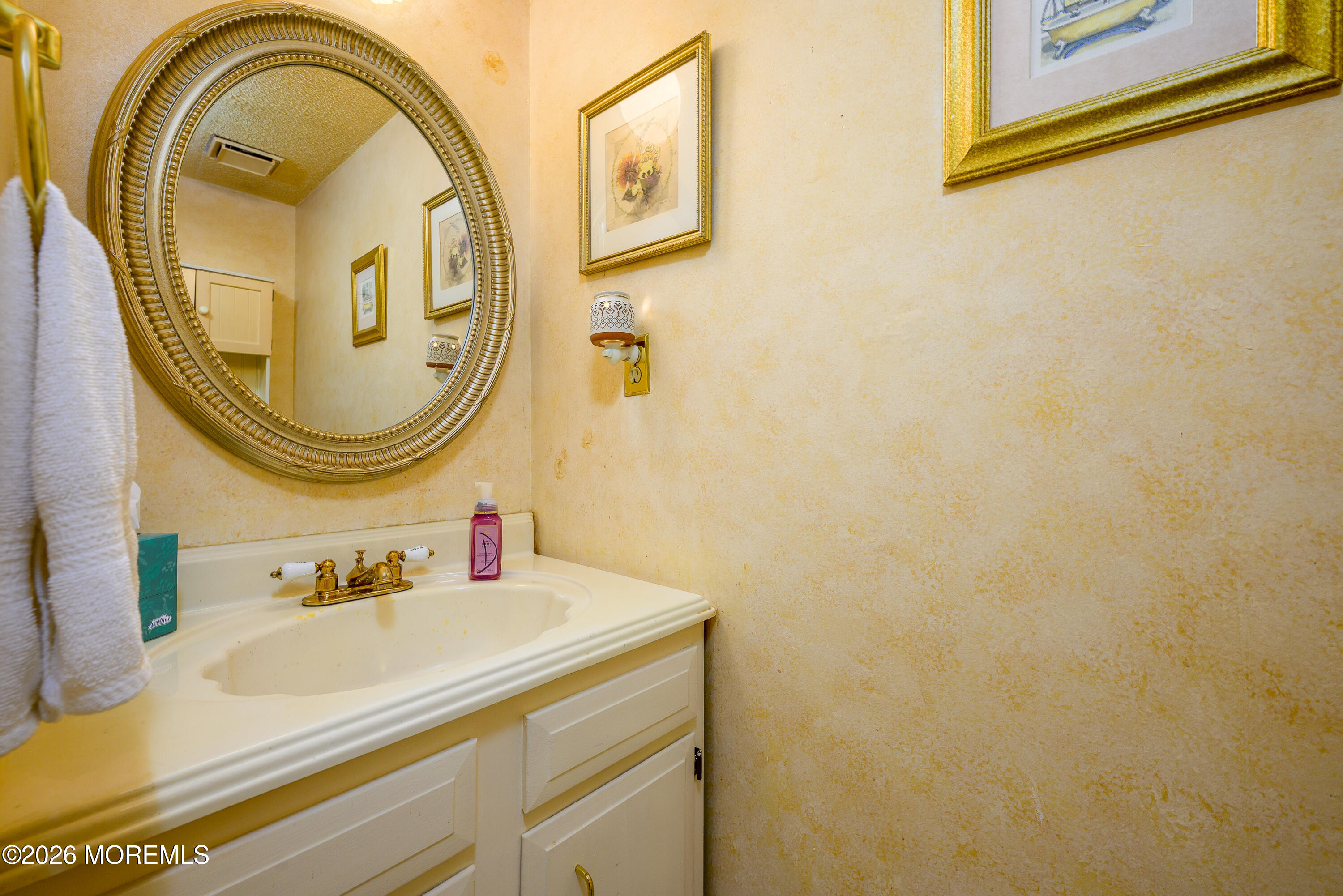 4 Boston Court Howell, NJ 07731 - Photo 19 of 40 Half Bath