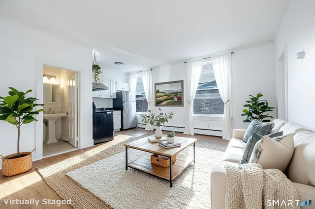 $2,300 | 406 Main Street, Unit 1, Ridgefield, CT 06877