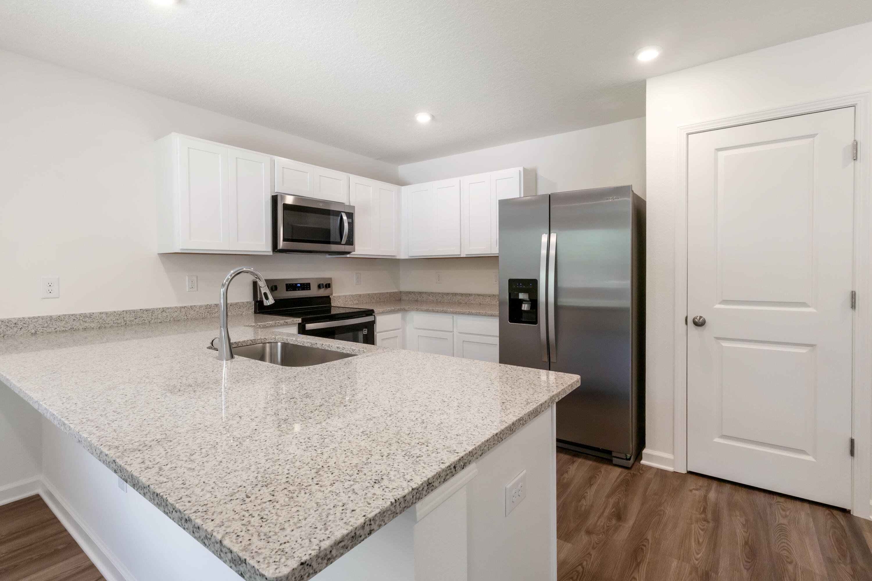 781 Girl Scout Road DeFuniak Springs, FL 32433 - Photo 4 of 14 Carolina Interior 3