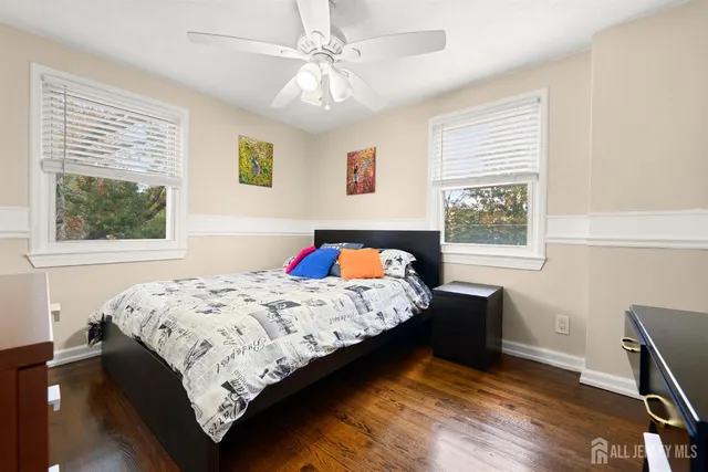 $420,000 | 255 Newman Street, Metuchen, NJ 08840