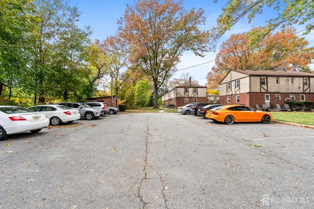 $420,000 | 255 Newman Street, Metuchen, NJ 08840