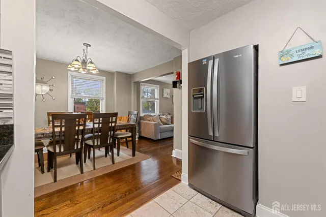 $420,000 | 255 Newman Street, Metuchen, NJ 08840