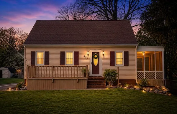 $359,900 | 475 Northland Court Northeast, Rockford, MI 49341