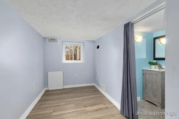 $359,900 | 475 Northland Court Northeast, Rockford, MI 49341