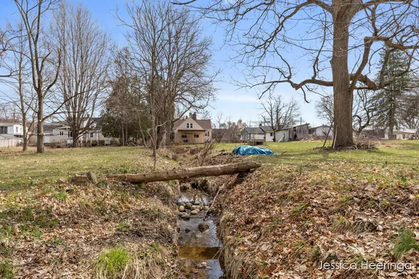 $359,900 | 475 Northland Court Northeast, Rockford, MI 49341