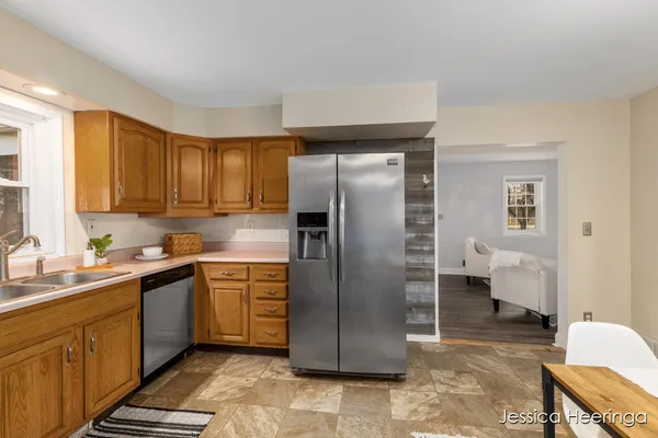 $359,900 | 475 Northland Court Northeast, Rockford, MI 49341