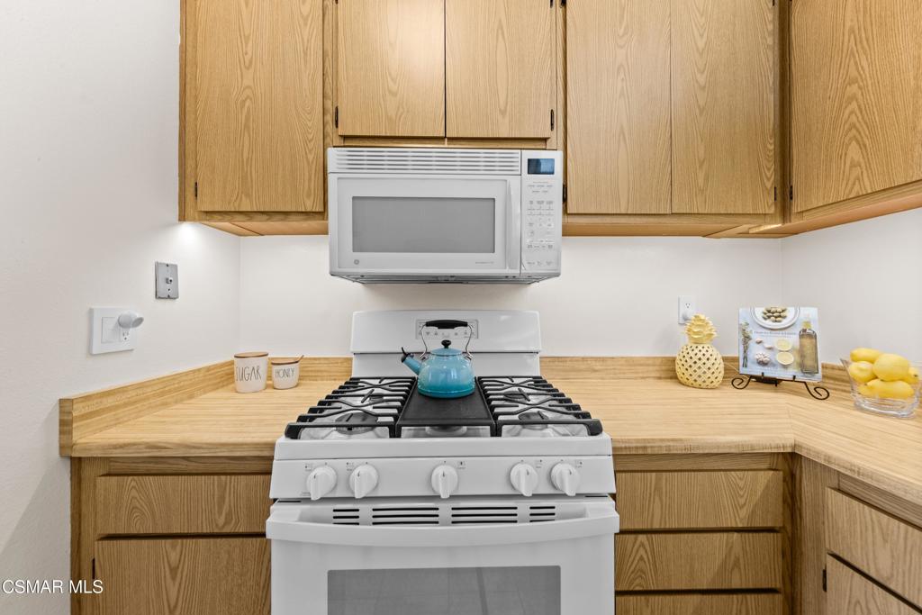1736 Sinaloa Road, Unit 427 Simi Valley, CA 93065 - Photo 19 of 63