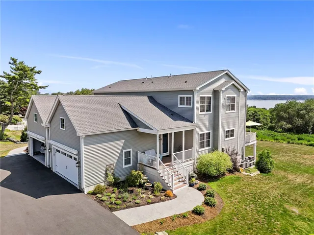 $1,200,000 | 61 Immokolee Drive, Portsmouth, RI 02871