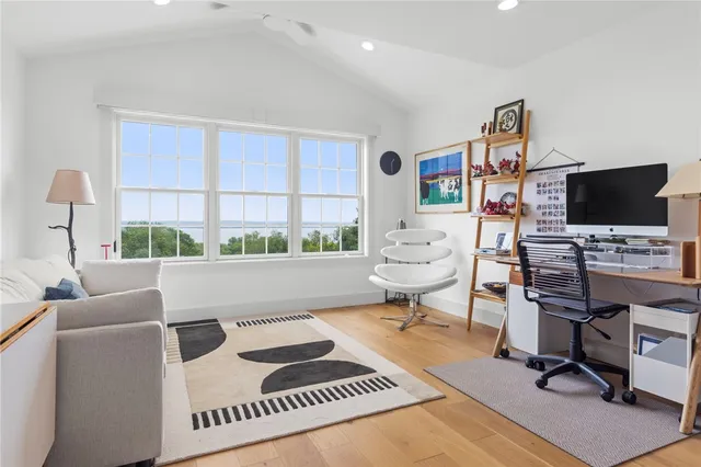 $1,200,000 | 61 Immokolee Drive, Portsmouth, RI 02871