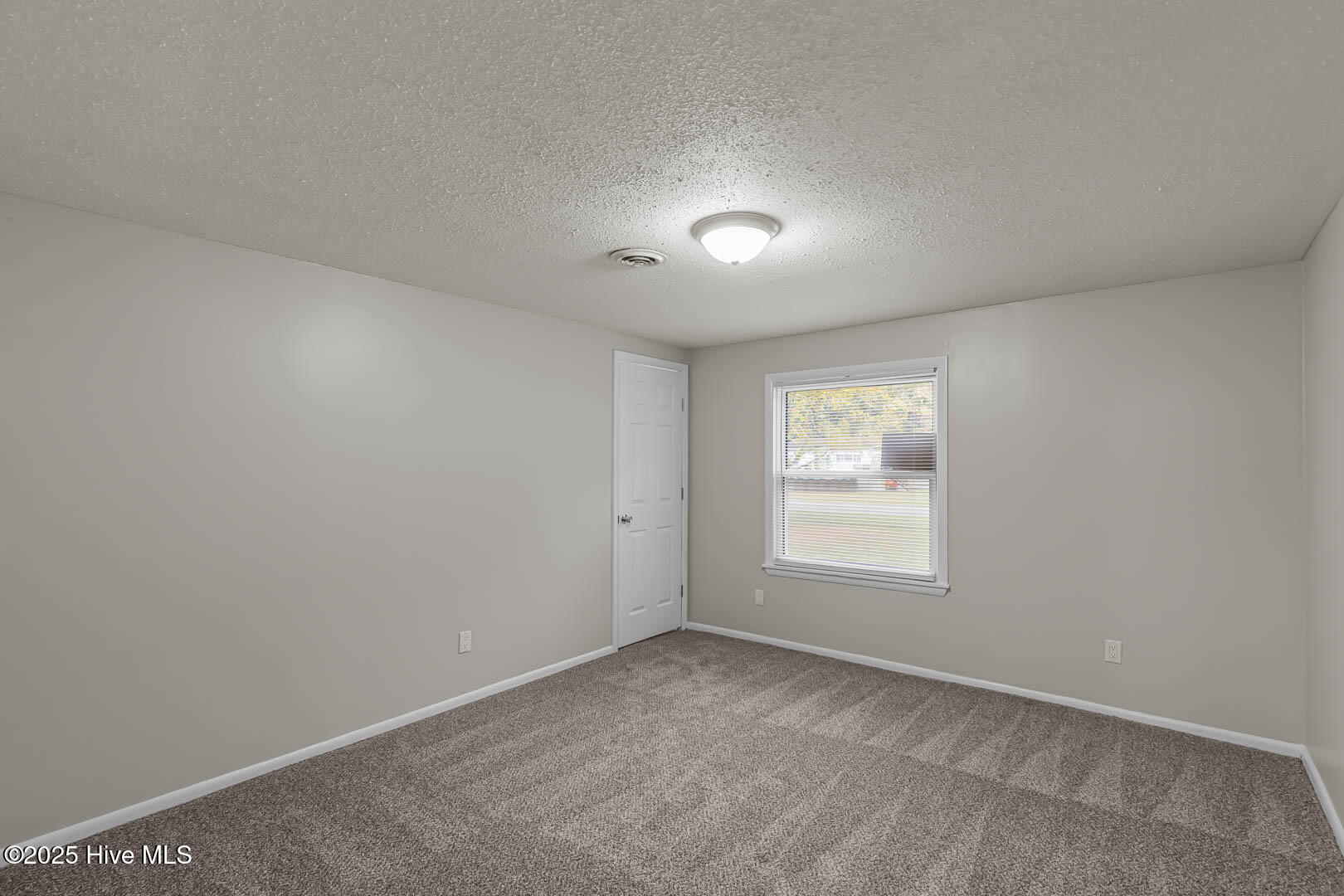 1253 East Davis Road Jacksonville, NC 28546 - Photo 30 of 56 34