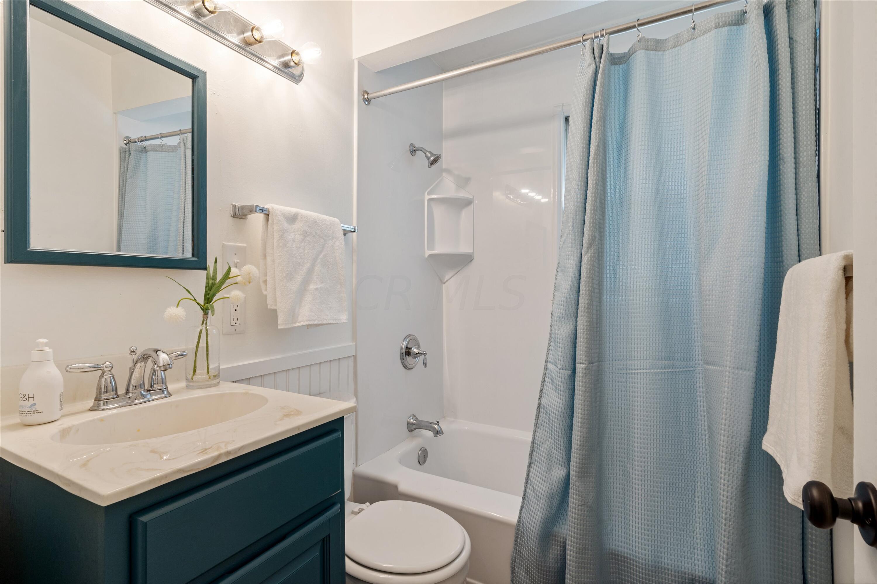 820 South Chesterfield Road Columbus, OH 43209 - Photo 14 of 23