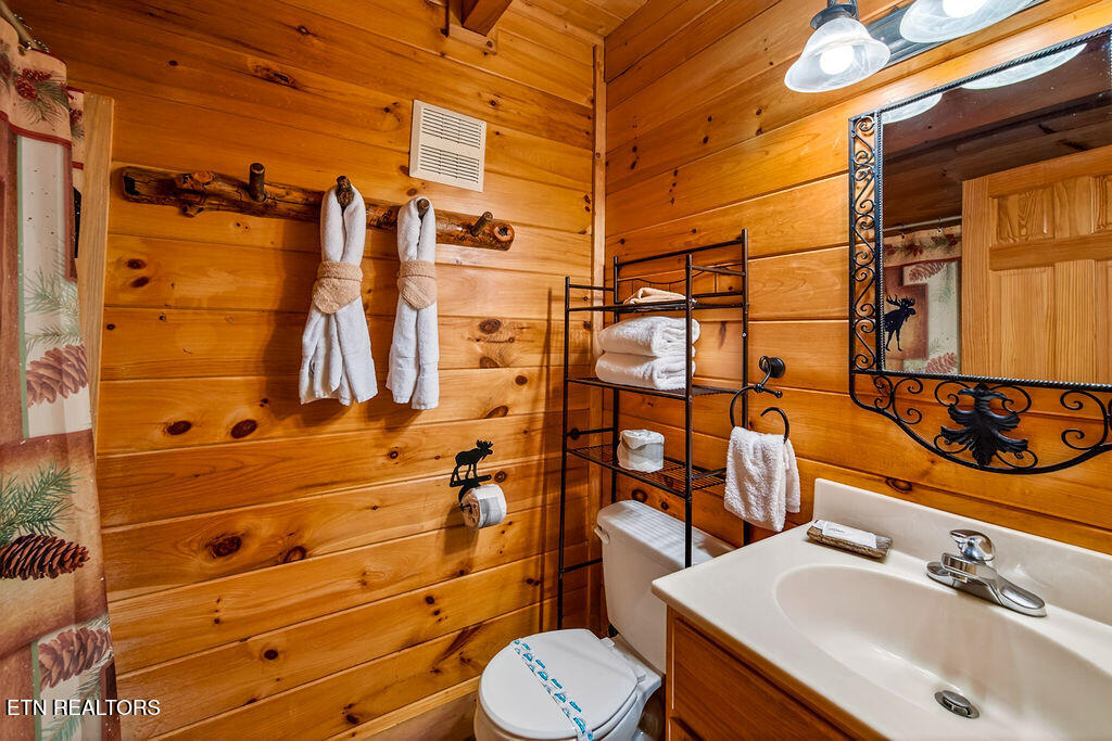 2024 Bear Haven Way Sevierville, TN 37876 - Photo 20 of 35 DSC_4161