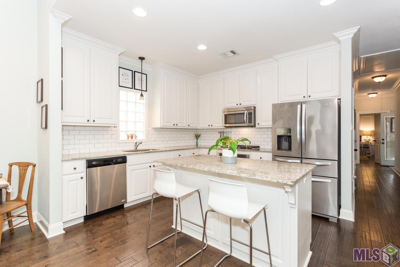 3183 Cypress View Lane Baton Rouge, LA 70810 - Photo 10 of 31 Gallery Image 10
