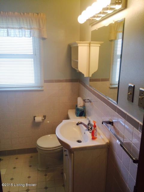 1028 Runell Road Louisville, KY 40214 - Photo 12 of 16 FullSizeRender (10)