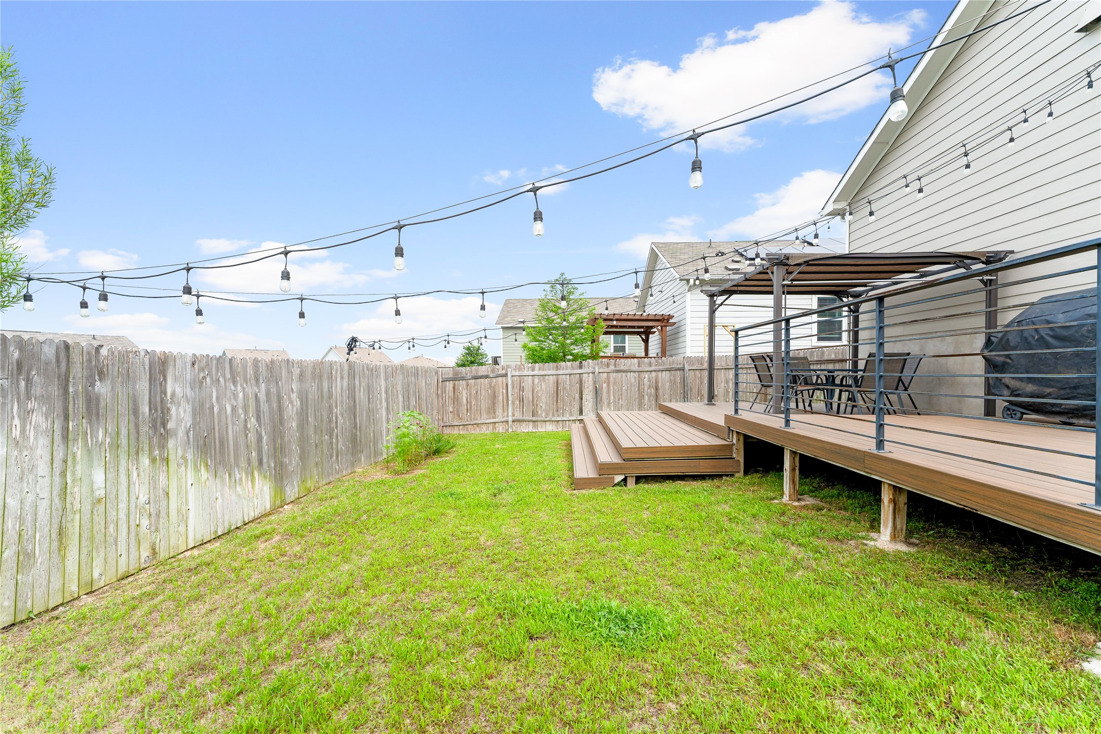 6009 Jagger Avenue Austin, TX 78747 - Photo 23 of 24 a view of a backyard with a patio