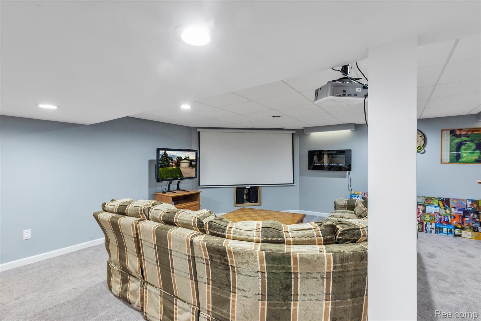 42828 Keystone Canton, MI 48187 - Photo 33 of 45 33-42828-Keystone-WindowStill-Real-Estate-Photography-33.jpg