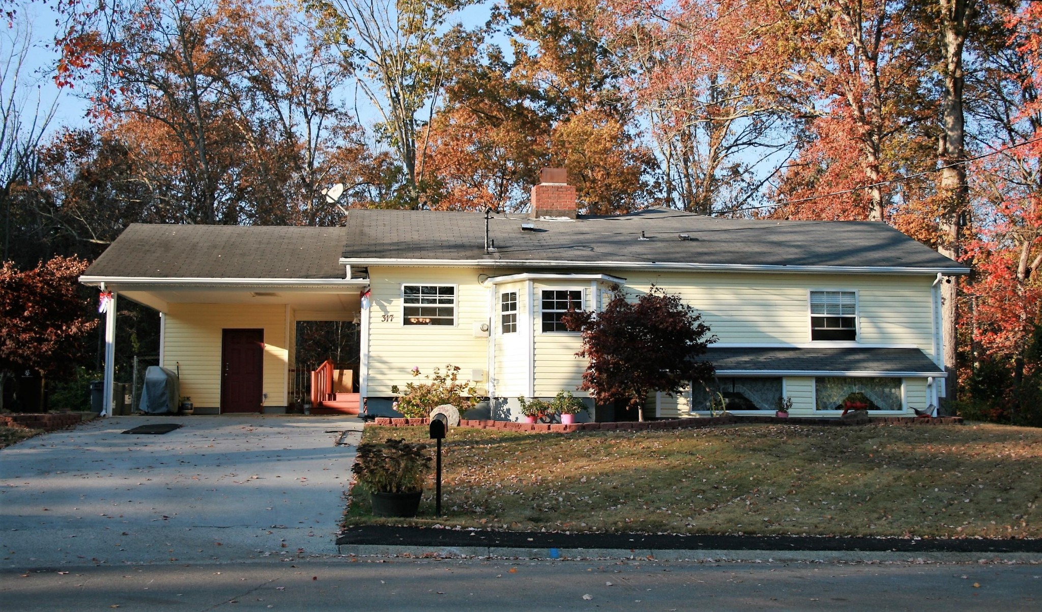 317 East Fernhill Lane Oak Ridge, TN 37830 - Photo 1 of 37 Gallery Image 1