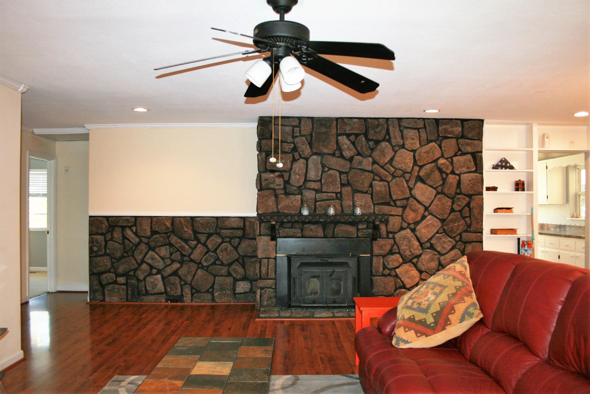 317 East Fernhill Lane Oak Ridge, TN 37830 - Photo 9 of 37 Gallery Image 9