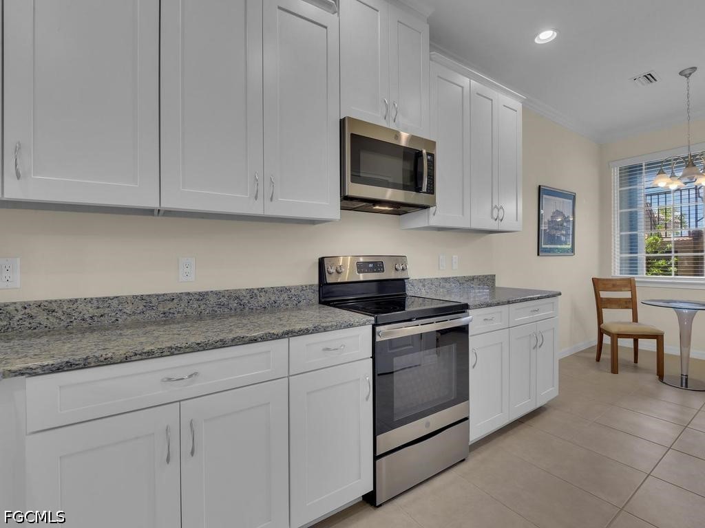 9366 Pocida Court, Unit 103 Naples, FL 34119 - Photo 9 of 40