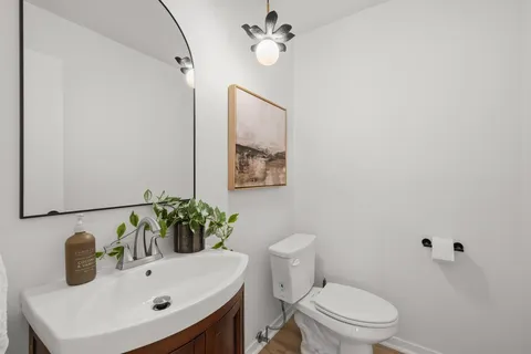 $1,050,000 | 3607 Brownwood Drive, Austin, TX 78759